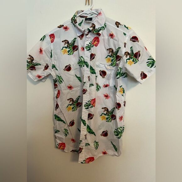 Jurassic World Shirt - Picture 1 of 3